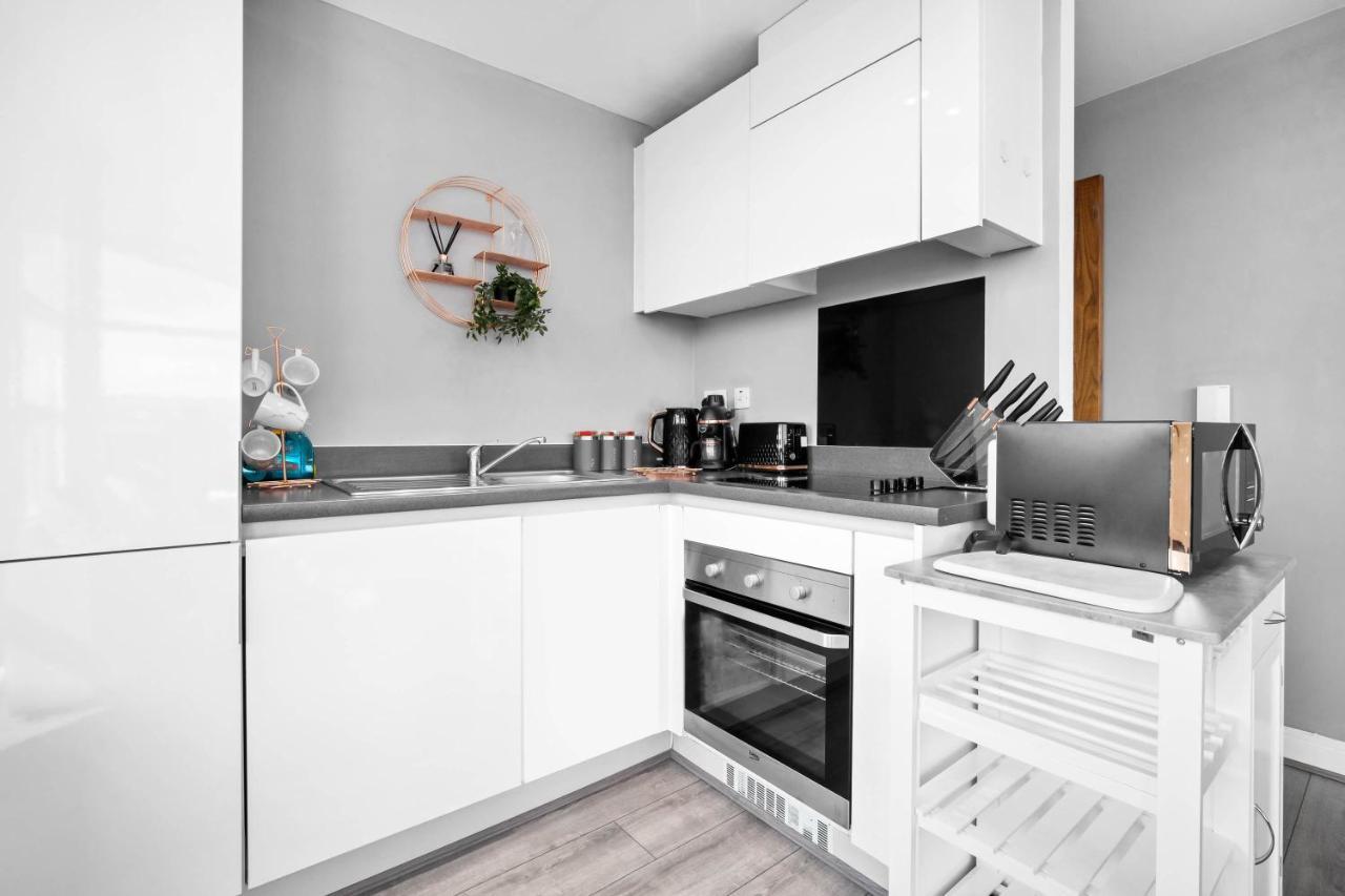 Luxury Stay With Scenic Views Brierley Hill Buitenkant foto